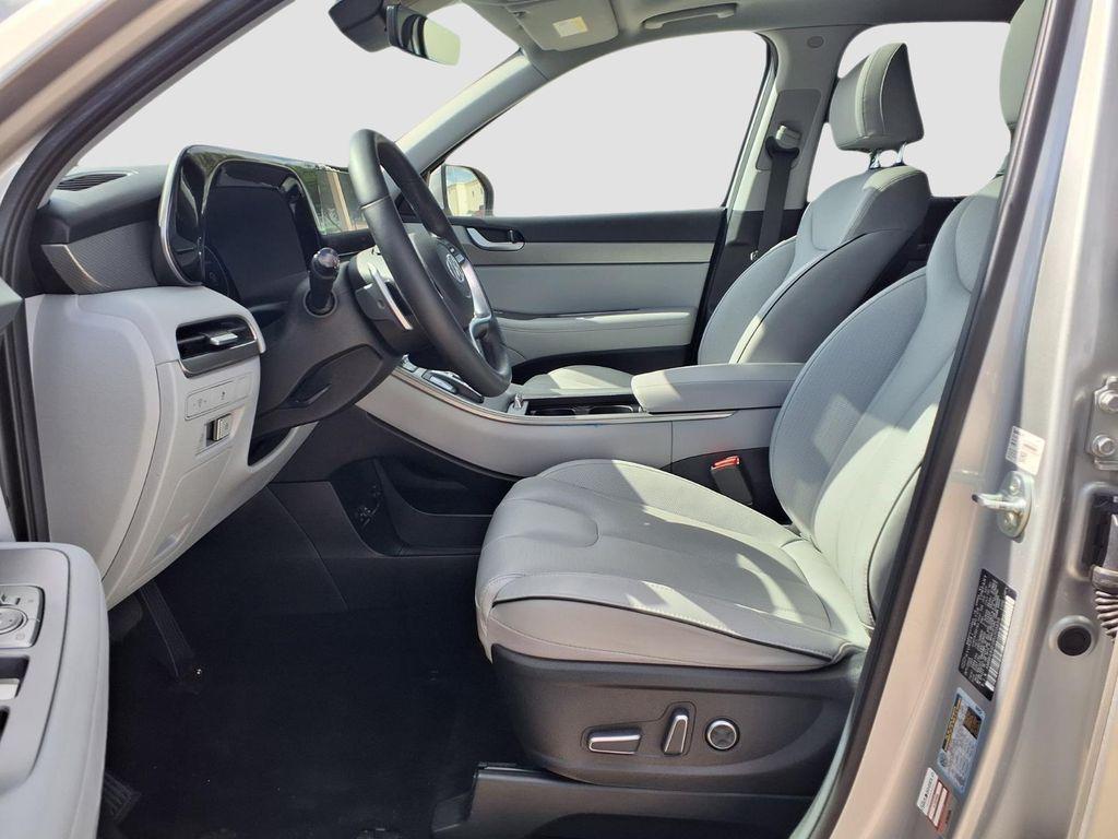 used 2024 Hyundai Palisade car, priced at $33,291
