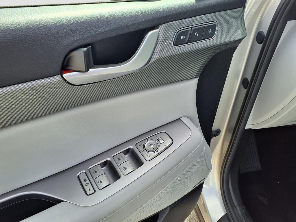 used 2024 Hyundai Palisade car, priced at $33,291