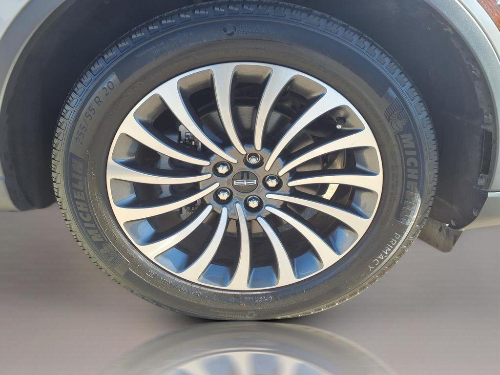 used 2024 Lincoln Aviator car, priced at $43,451