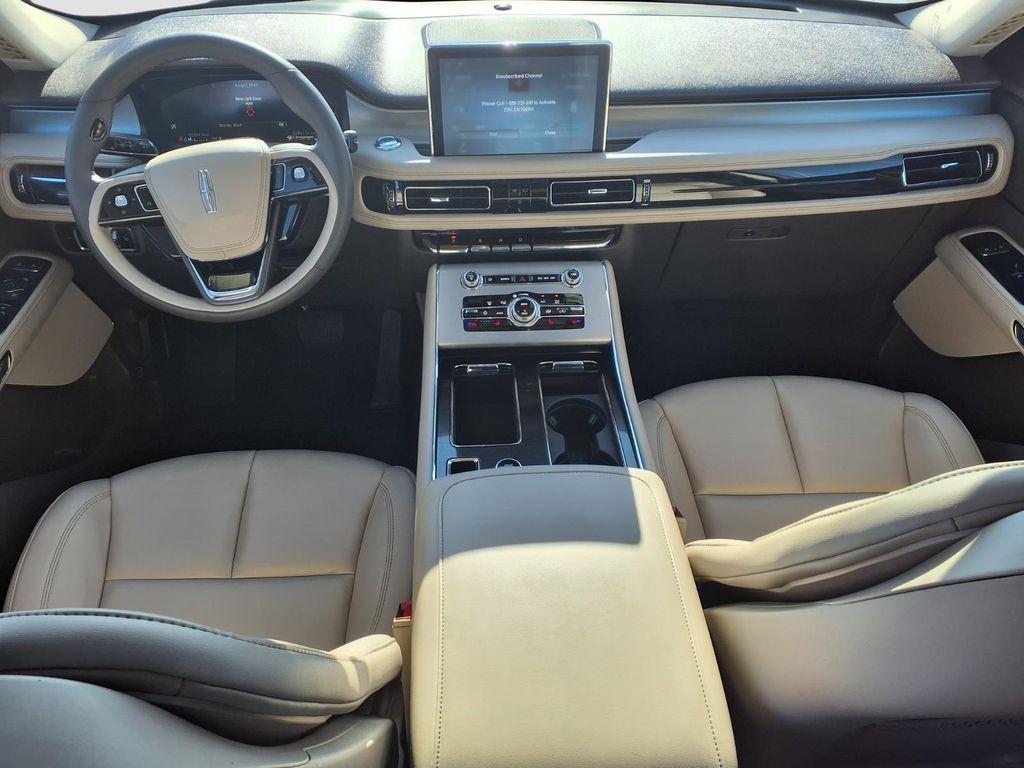 used 2024 Lincoln Aviator car, priced at $43,451
