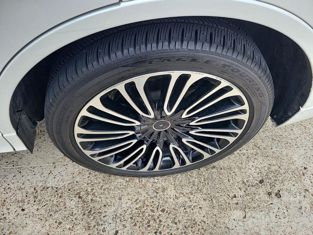 used 2022 Lincoln Aviator car, priced at $46,091