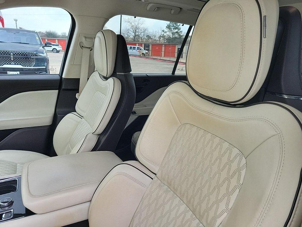 used 2022 Lincoln Aviator car, priced at $46,091