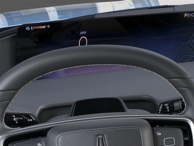 new 2025 Lincoln Navigator car, priced at $92,734