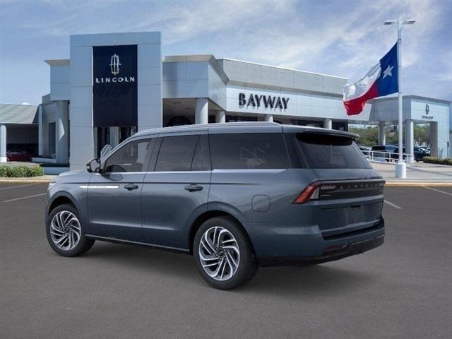 new 2025 Lincoln Navigator car, priced at $92,734
