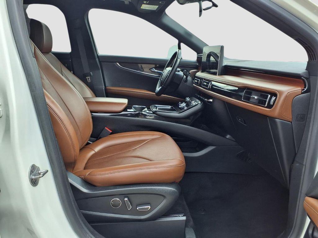 used 2022 Lincoln Nautilus car, priced at $29,411