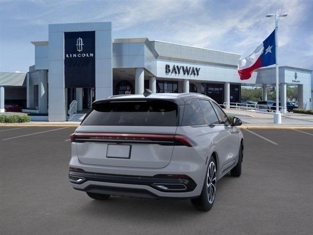 new 2026 Lincoln Nautilus car, priced at $62,637