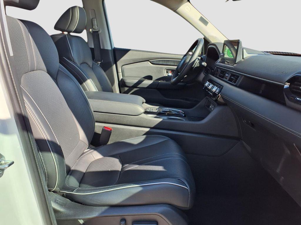 used 2023 Honda Pilot car, priced at $36,073