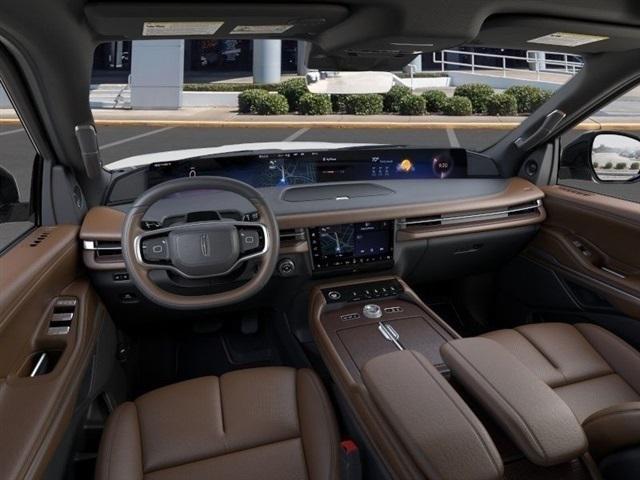 new 2025 Lincoln Navigator car, priced at $98,770