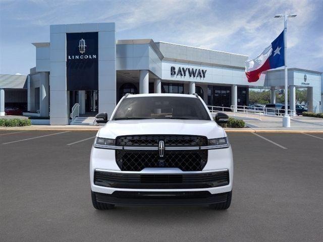 new 2025 Lincoln Navigator car, priced at $96,415