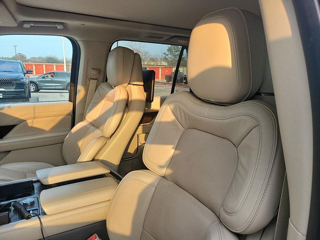 used 2019 Lincoln Navigator L car, priced at $34,011