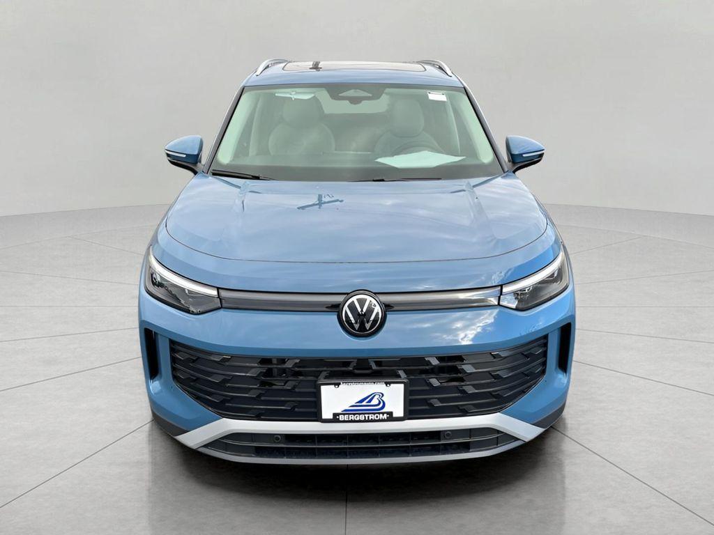 new 2025 Volkswagen Tiguan car, priced at $36,546