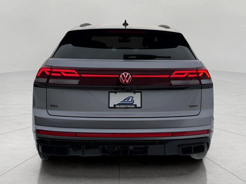 new 2026 Volkswagen Atlas Cross Sport car, priced at $50,913