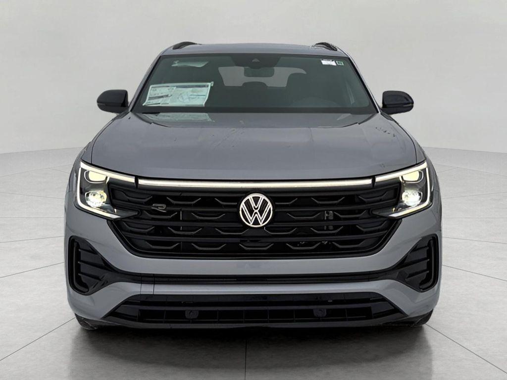new 2026 Volkswagen Atlas Cross Sport car, priced at $50,913