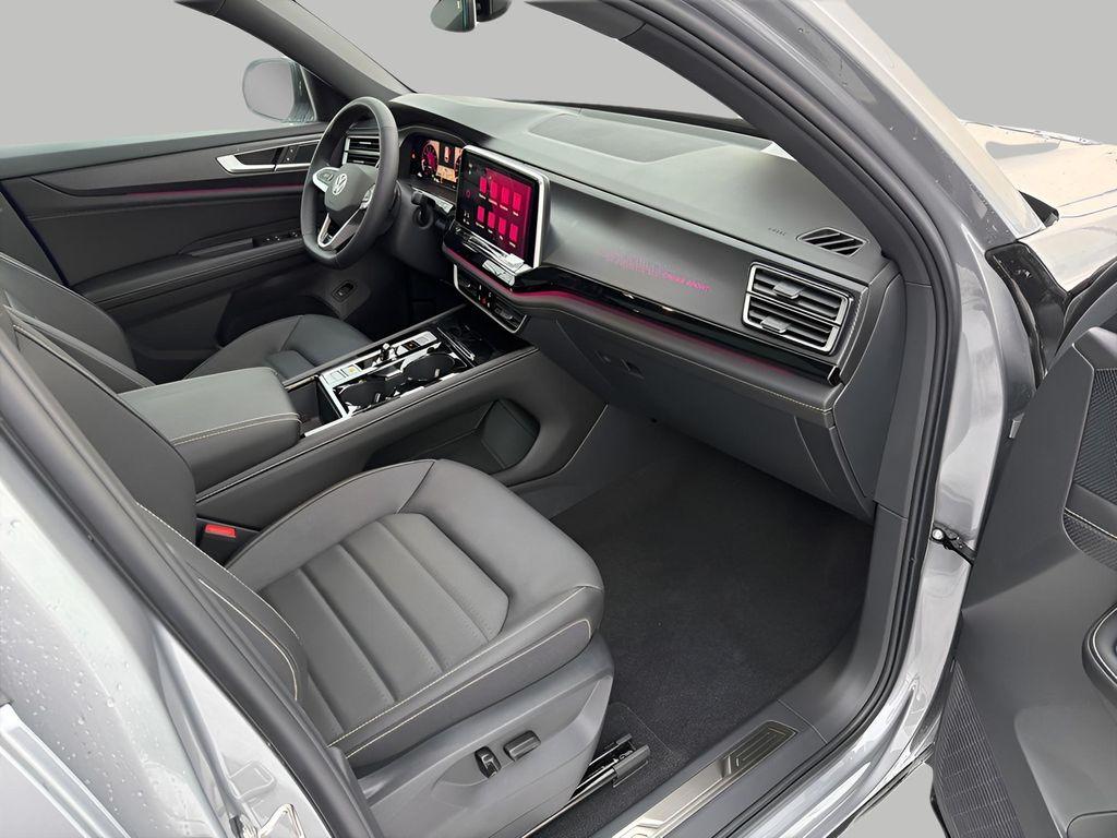 new 2026 Volkswagen Atlas Cross Sport car, priced at $50,913