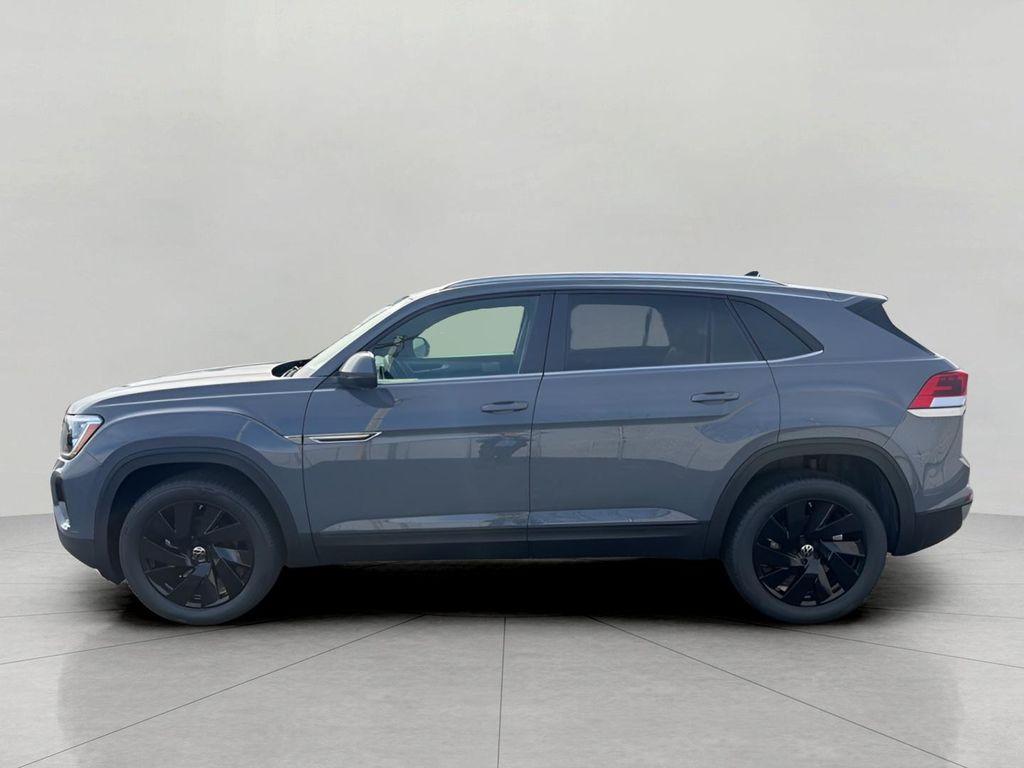 new 2026 Volkswagen Atlas Cross Sport car, priced at $47,437
