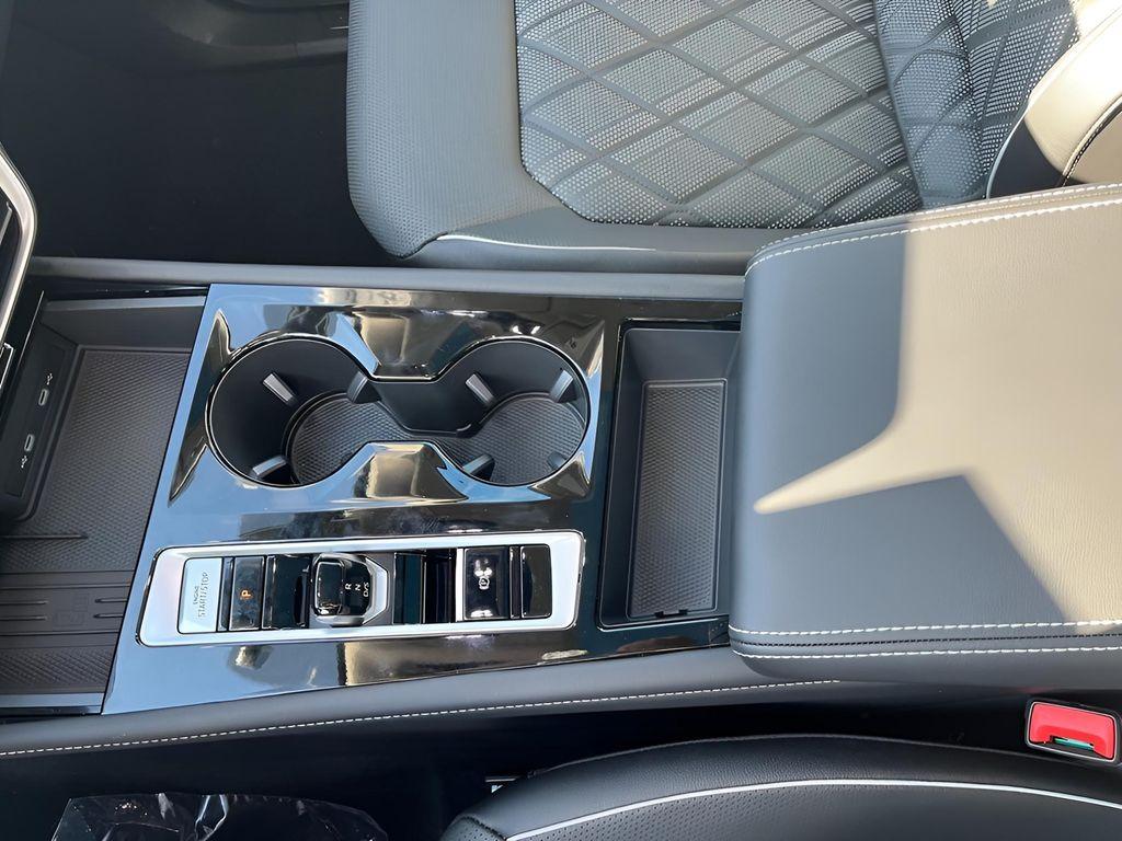 new 2026 Volkswagen Atlas car, priced at $55,233