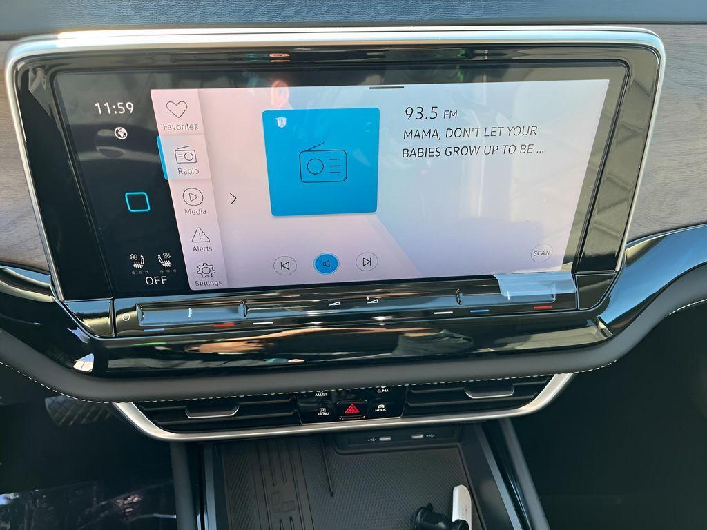 new 2026 Volkswagen Atlas car, priced at $47,717