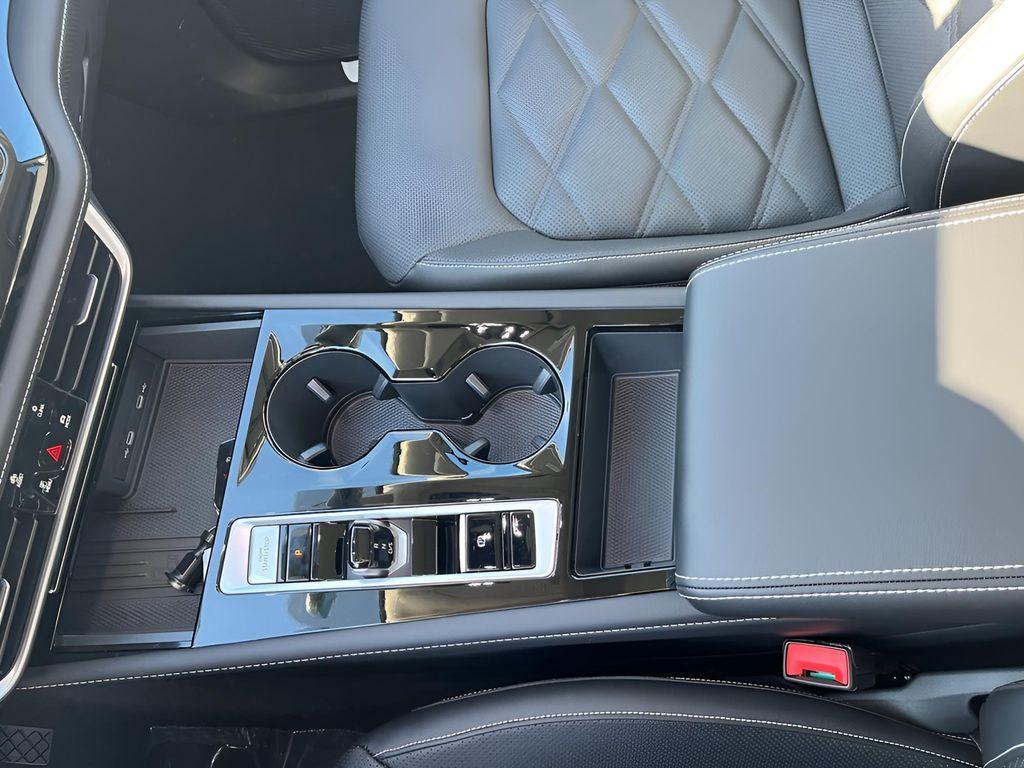 new 2026 Volkswagen Atlas car, priced at $47,717