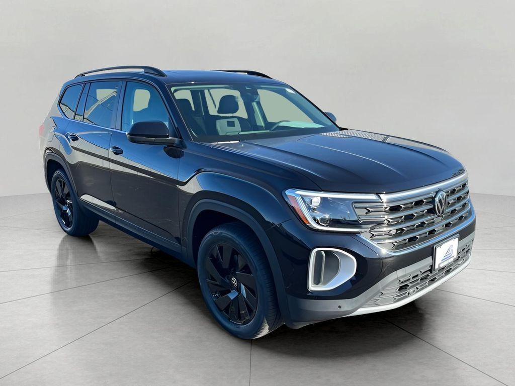 new 2026 Volkswagen Atlas car, priced at $47,717