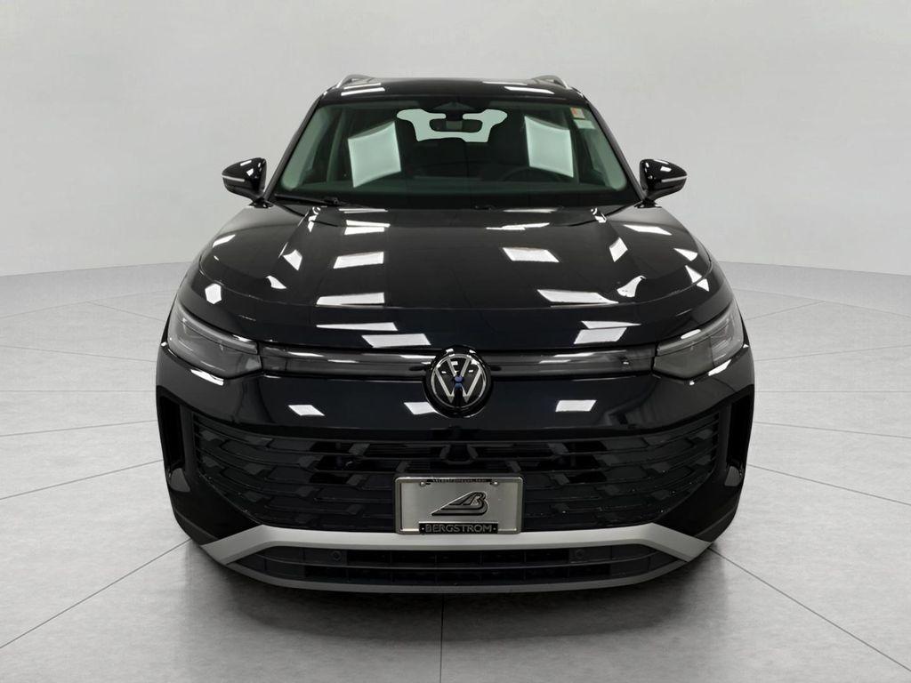 new 2025 Volkswagen Tiguan car, priced at $36,605