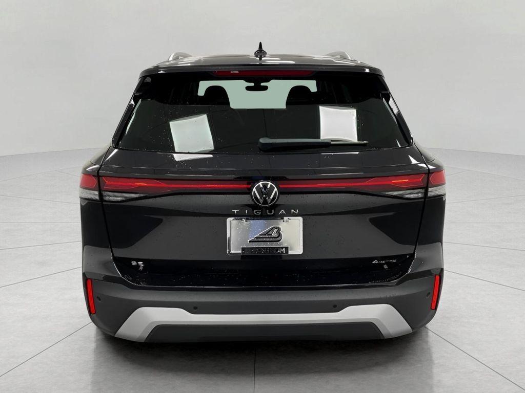 new 2025 Volkswagen Tiguan car, priced at $36,605