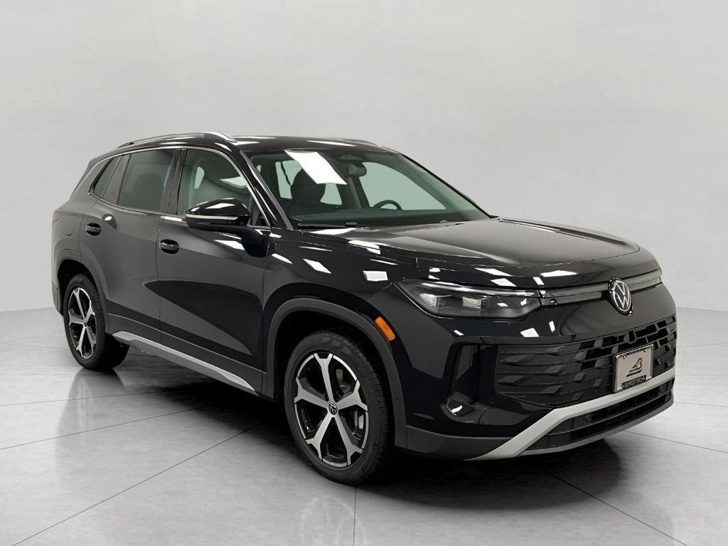 new 2025 Volkswagen Tiguan car, priced at $36,605