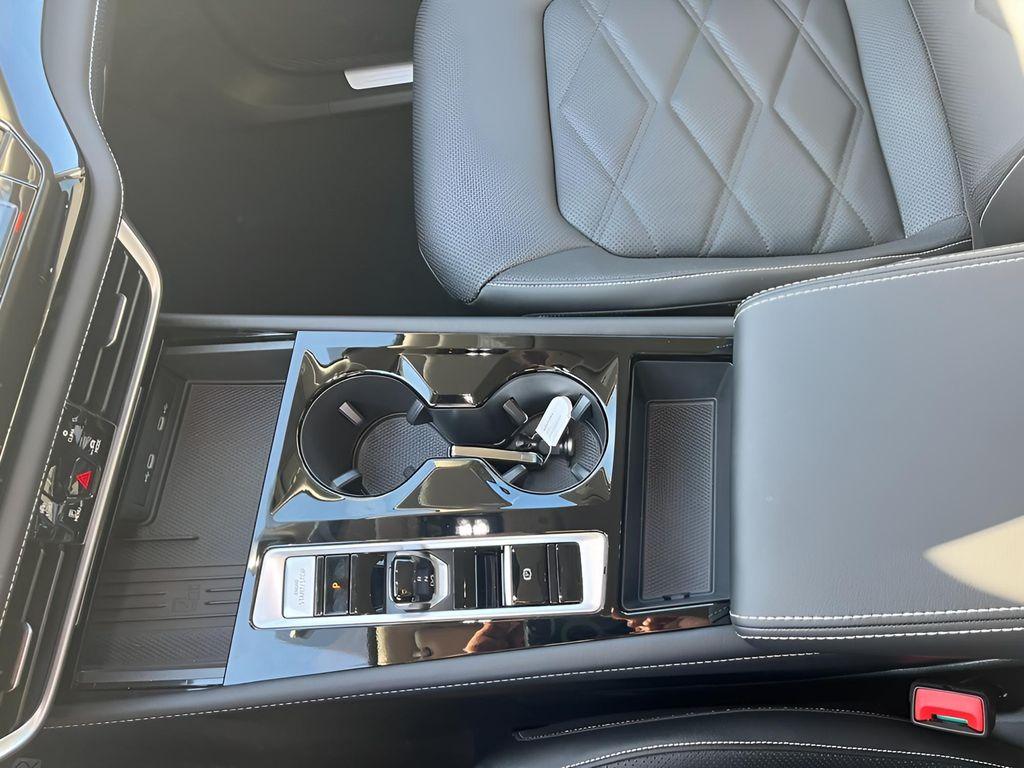 new 2026 Volkswagen Atlas car, priced at $47,208