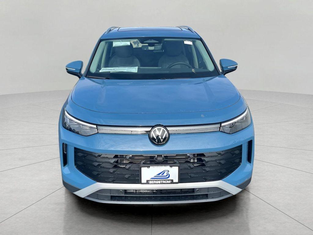 new 2025 Volkswagen Tiguan car, priced at $36,546