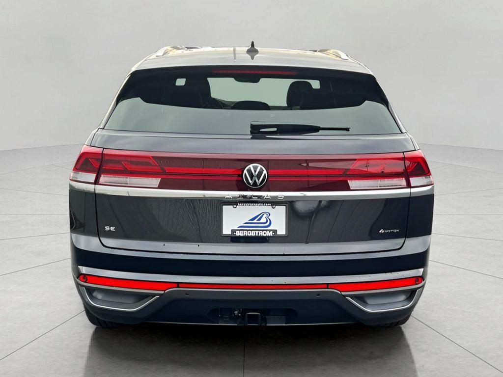 new 2026 Volkswagen Atlas Cross Sport car, priced at $46,601