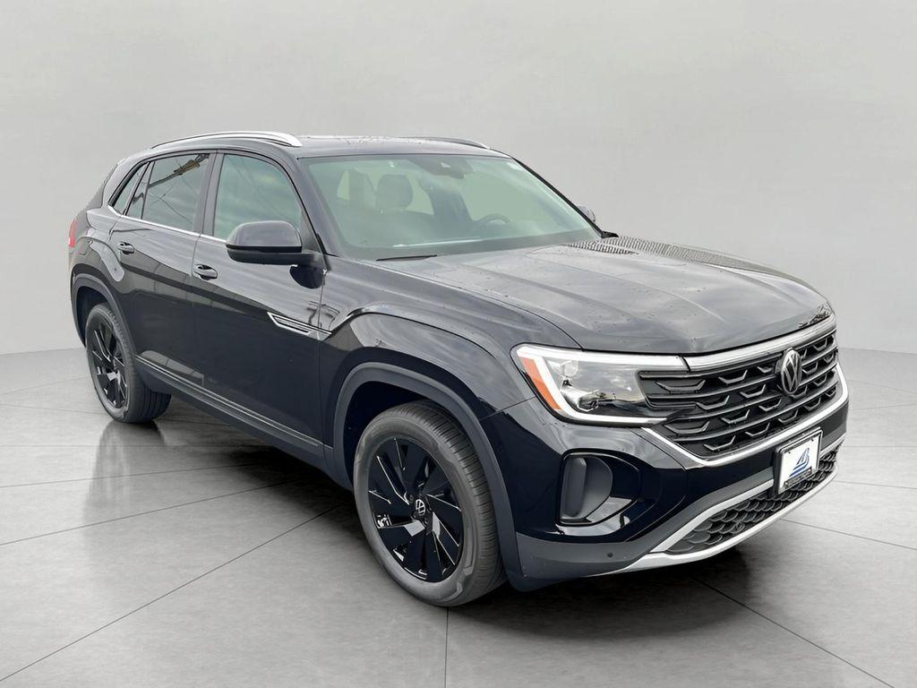 new 2026 Volkswagen Atlas Cross Sport car, priced at $46,601