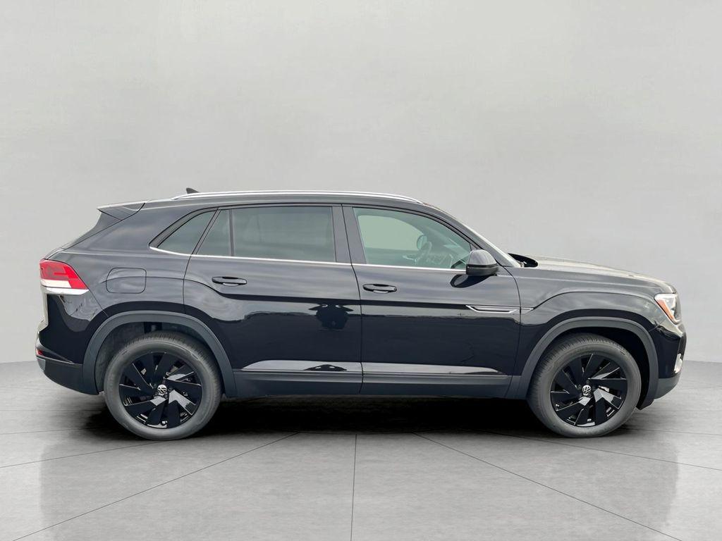 new 2026 Volkswagen Atlas Cross Sport car, priced at $46,601