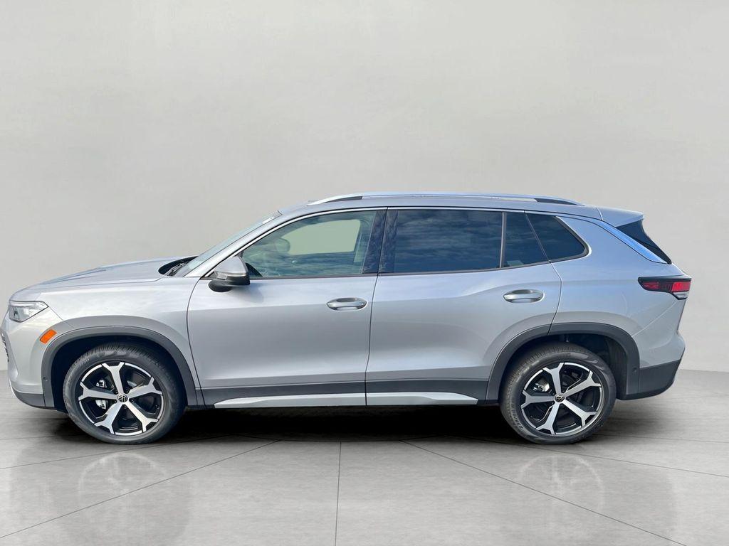 new 2025 Volkswagen Tiguan car, priced at $35,717