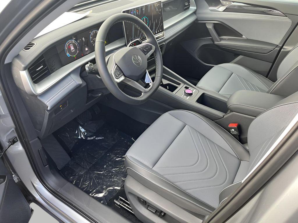 new 2025 Volkswagen Tiguan car, priced at $35,717