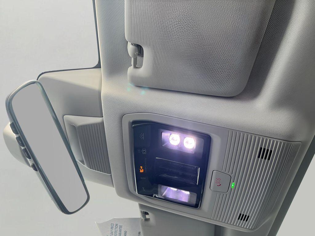 new 2025 Volkswagen Tiguan car, priced at $35,717