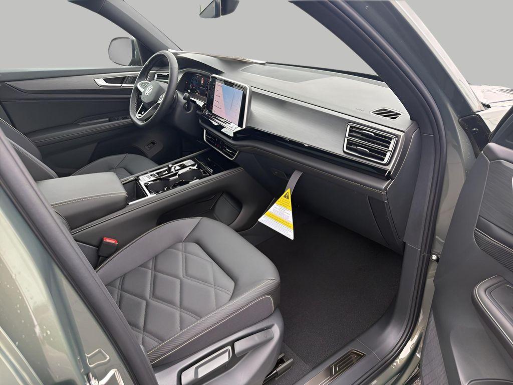 new 2026 Volkswagen Atlas Cross Sport car, priced at $46,601