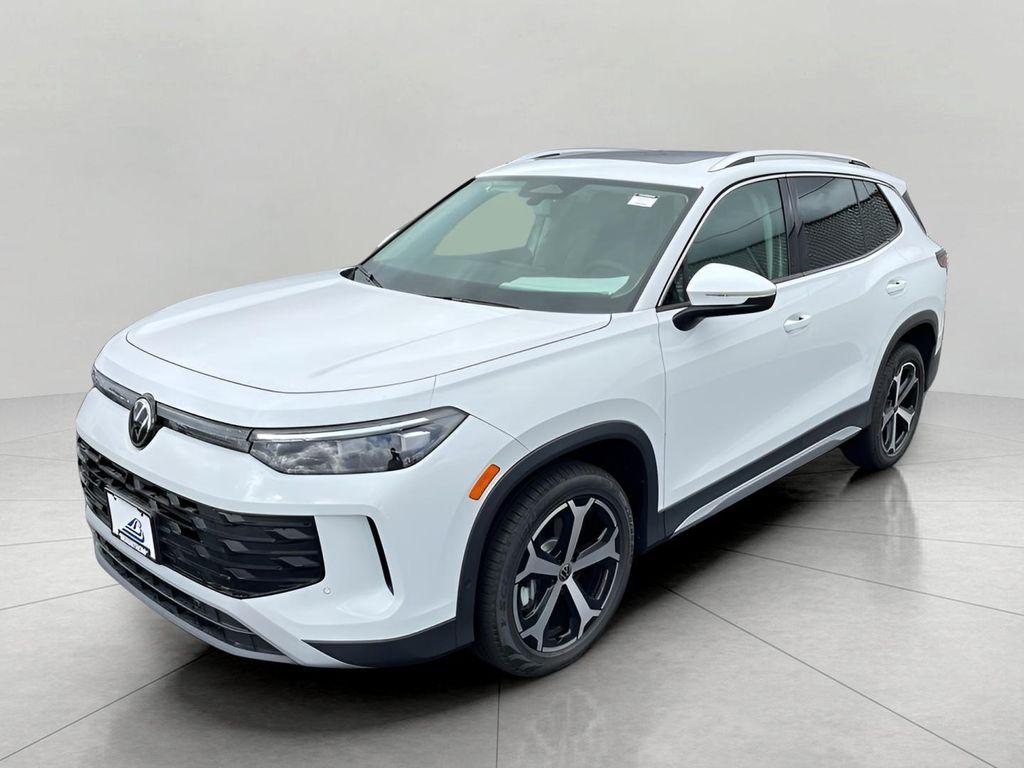 new 2025 Volkswagen Tiguan car, priced at $35,856