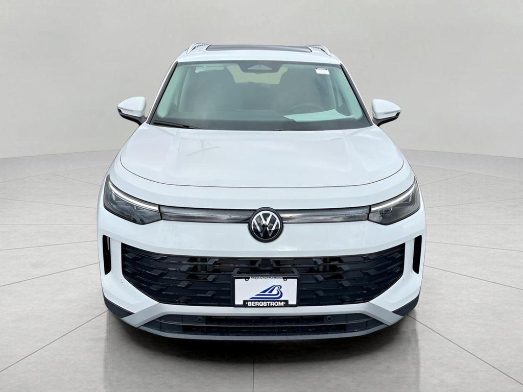 new 2025 Volkswagen Tiguan car, priced at $35,856