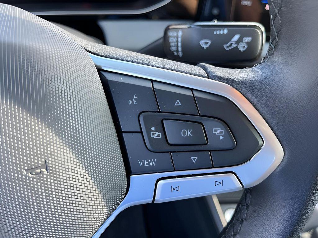 new 2025 Volkswagen Jetta car, priced at $23,999