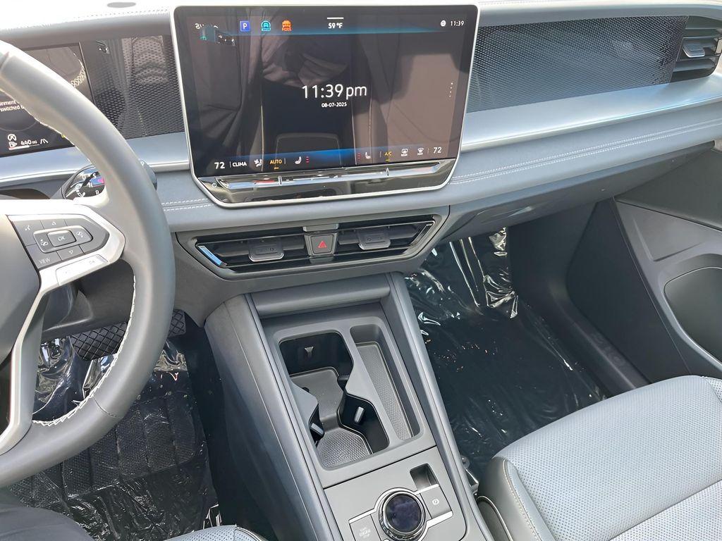 new 2025 Volkswagen Tiguan car, priced at $35,607