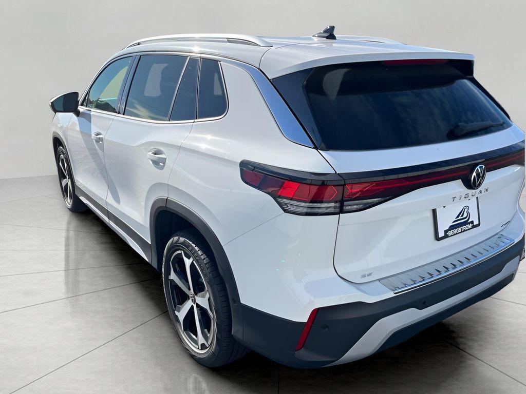 new 2025 Volkswagen Tiguan car, priced at $35,607