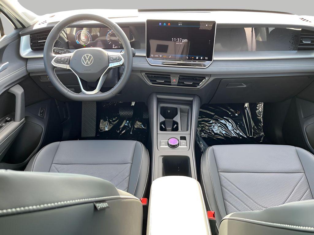 new 2025 Volkswagen Tiguan car, priced at $35,607