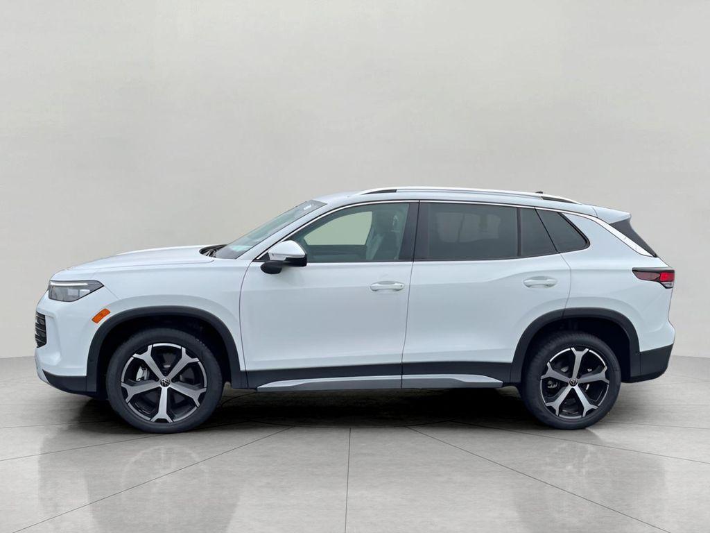 new 2025 Volkswagen Tiguan car, priced at $33,958