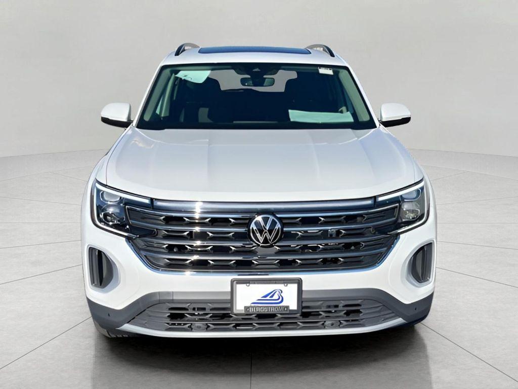 new 2026 Volkswagen Atlas car, priced at $48,752