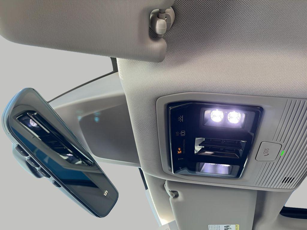 new 2026 Volkswagen Atlas car, priced at $48,752