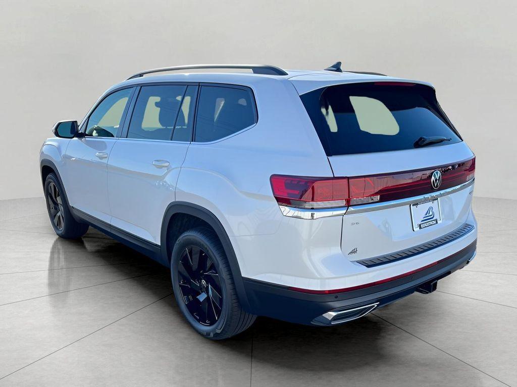 new 2026 Volkswagen Atlas car, priced at $48,752