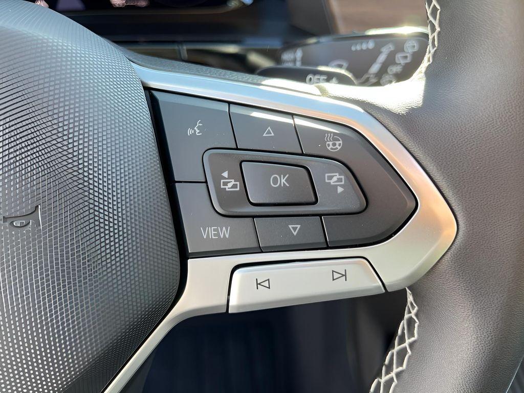 new 2026 Volkswagen Atlas car, priced at $48,752