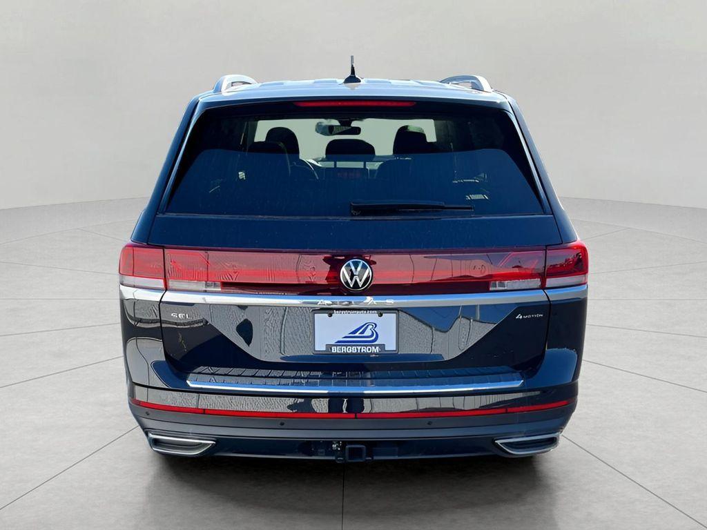 new 2026 Volkswagen Atlas car, priced at $50,033