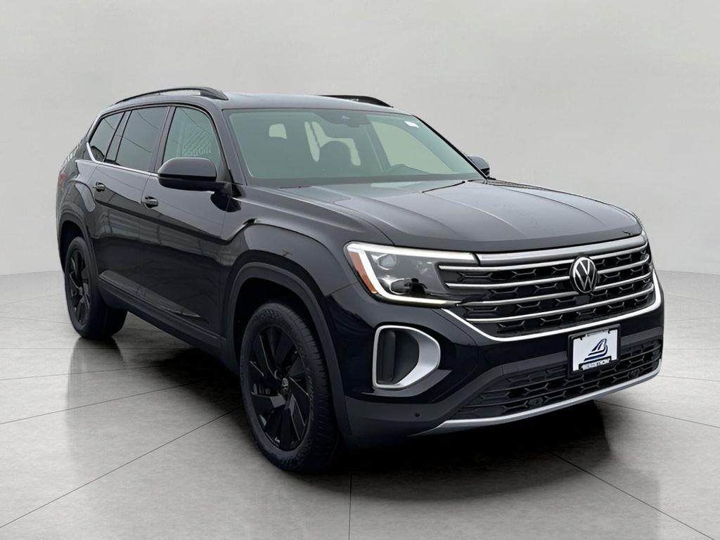 new 2026 Volkswagen Atlas car, priced at $48,071