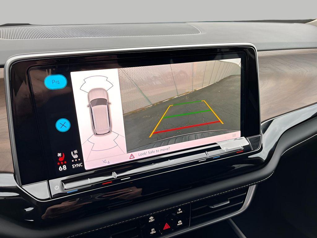 new 2026 Volkswagen Atlas car, priced at $45,976