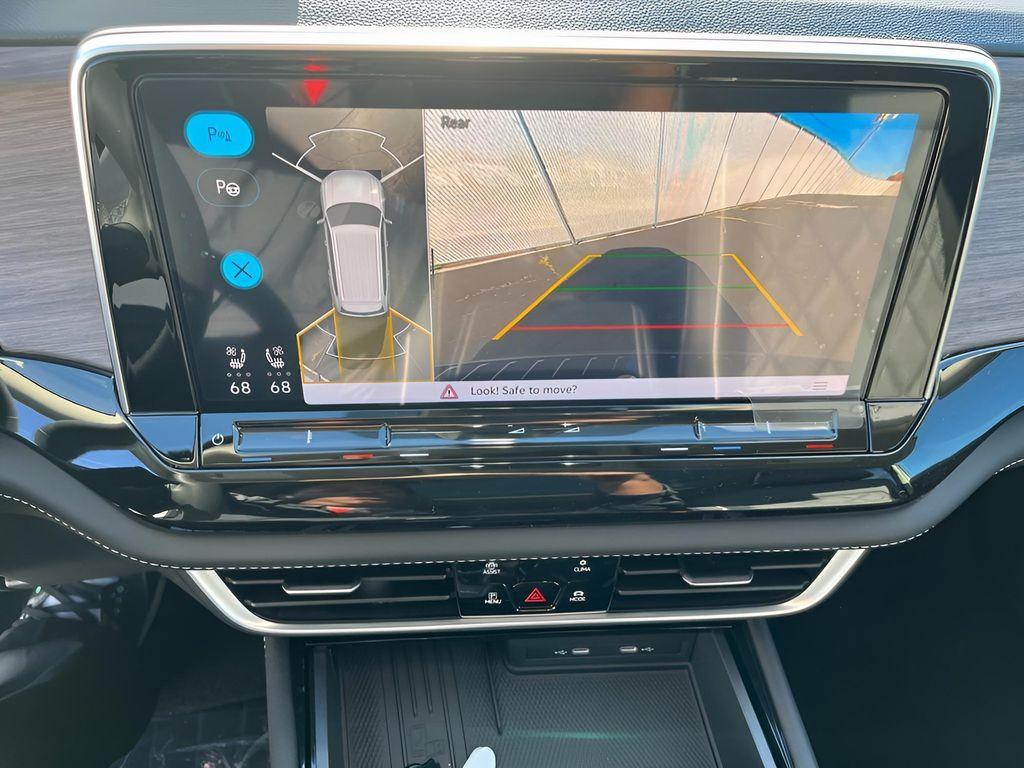 new 2026 Volkswagen Atlas car, priced at $54,634